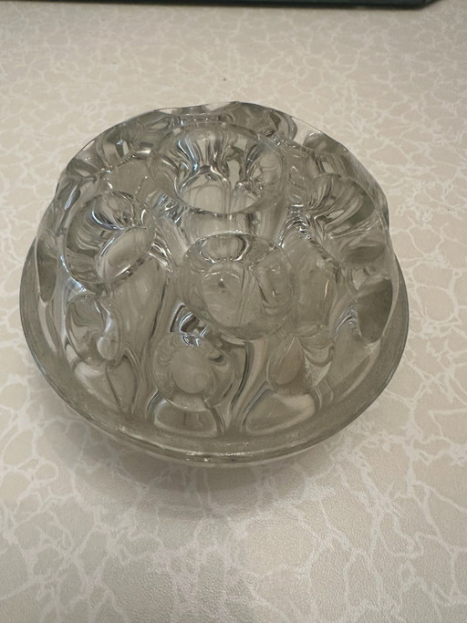 Pique-fleurs en verre moulé - 19 trous années 50