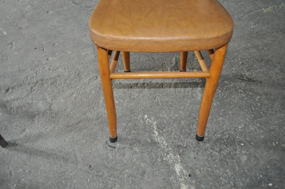Ungarischer Kunstleder Esszimmerstuhl, 1960er – Esszimmerstühle, Mid Century Modern (photo 3 of 10)