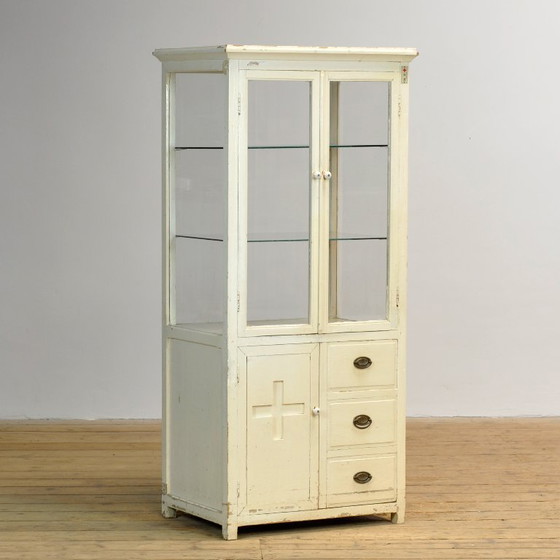 Japanese Medical Cabinet, Circa 1920–1935 – Display cabinets, Ceramic, Glass (photo 3 of 12)