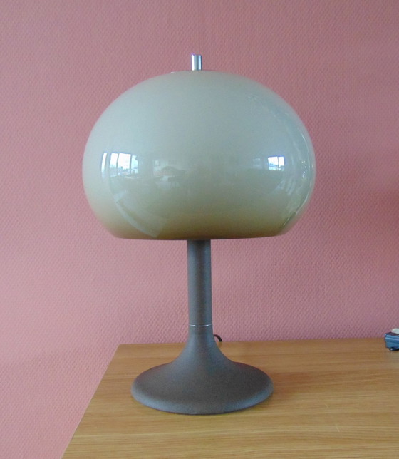 Image 1 of Lampe de table Rohm.