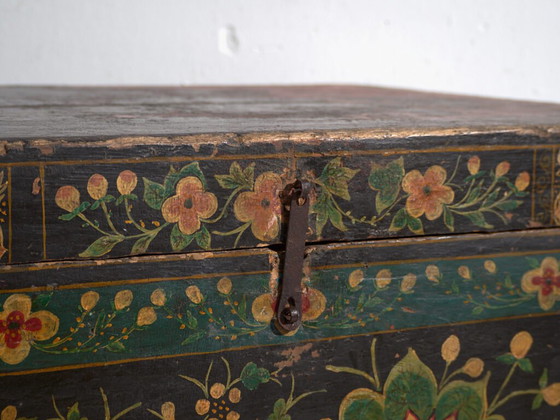Antique painted Chinese trunk in pine wood – China, circa 1900 – Storage cabinet (photo 25 of 40)