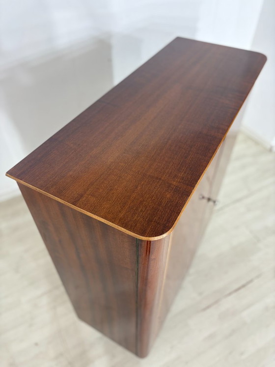 Image 1 of Mahoniehouten kledingkast / Kledingkast in mid-century stijl / Vintage linnenkast uit de jaren 60
