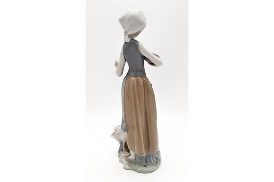 Image 1 of Figurita de porcelana de Lladro, España.