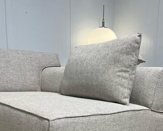 Image 1 of NEU GEPOLSTERT Design auf Lager Bloq Ecksofa Ecru