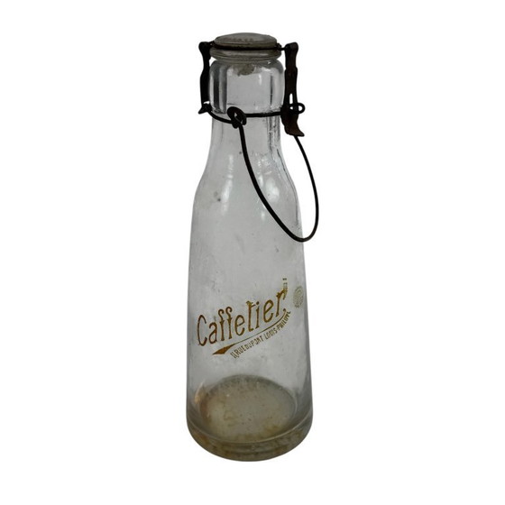 Image 1 of Collection de 42 bouteilles anciennes françaises de lait, de vin et de spiritueux