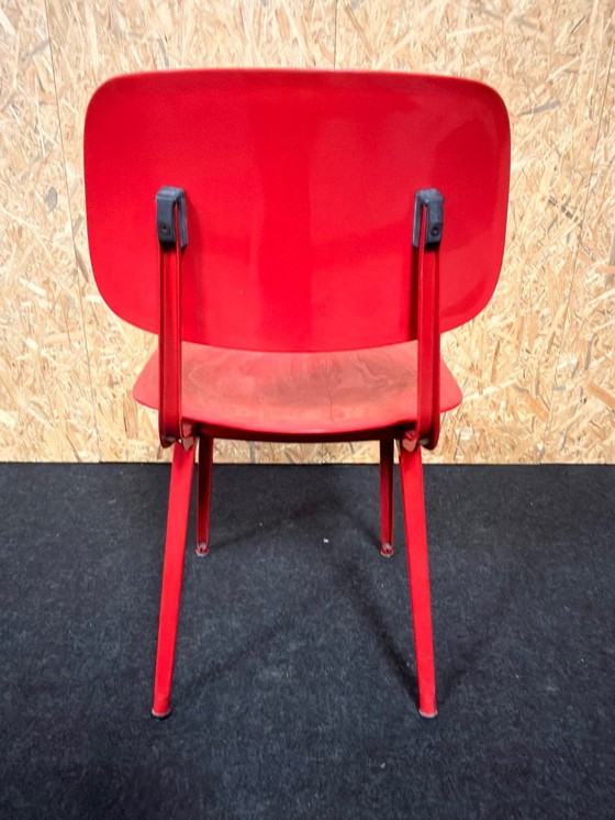 Image 1 of Ahrend de Cirkel Revolt chair