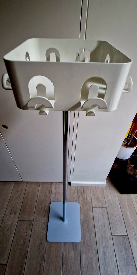 Image 1 of Cascando Flow Quadratischer Kleiderschrank