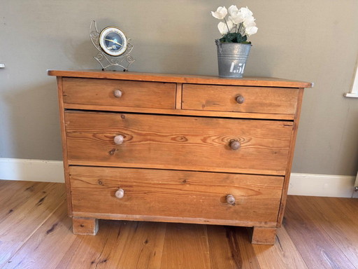 Old pine chest of drawers