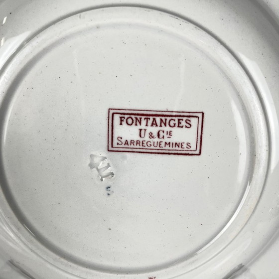 Image 1 of Set van 3 "Fontange" soepborden, Sarreguemines, rood, 19e eeuw