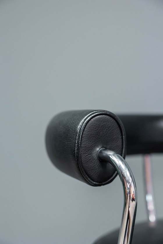 Image 1 of Sgabello LC7 di Corbusier