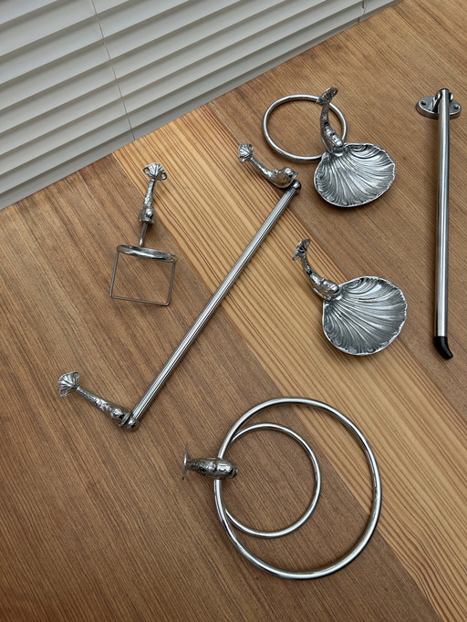 Bathroom set