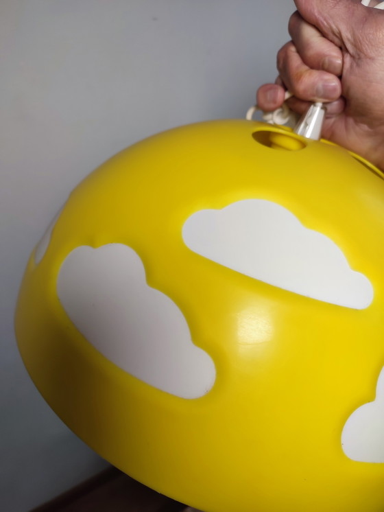 Image 1 of Lámpara de techo colgante Ikea Skojig con forma de nube amarilla