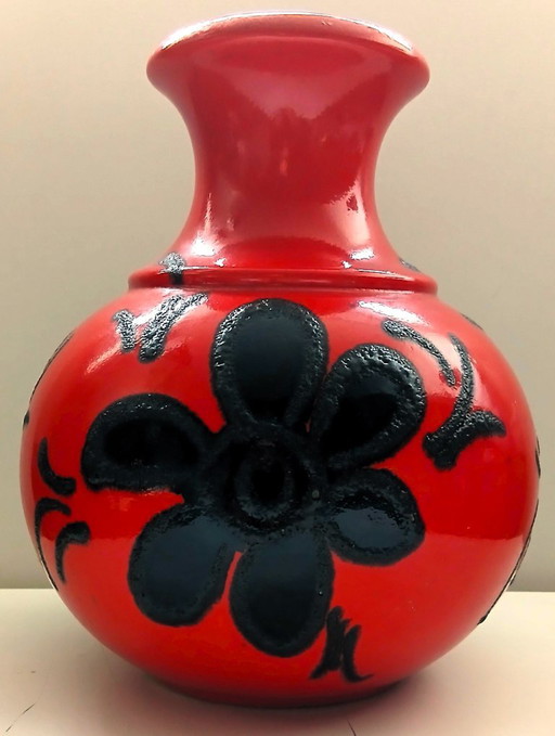 BAY West Germany vaso modello 6625, rosso-arancio con decoro lava nera
