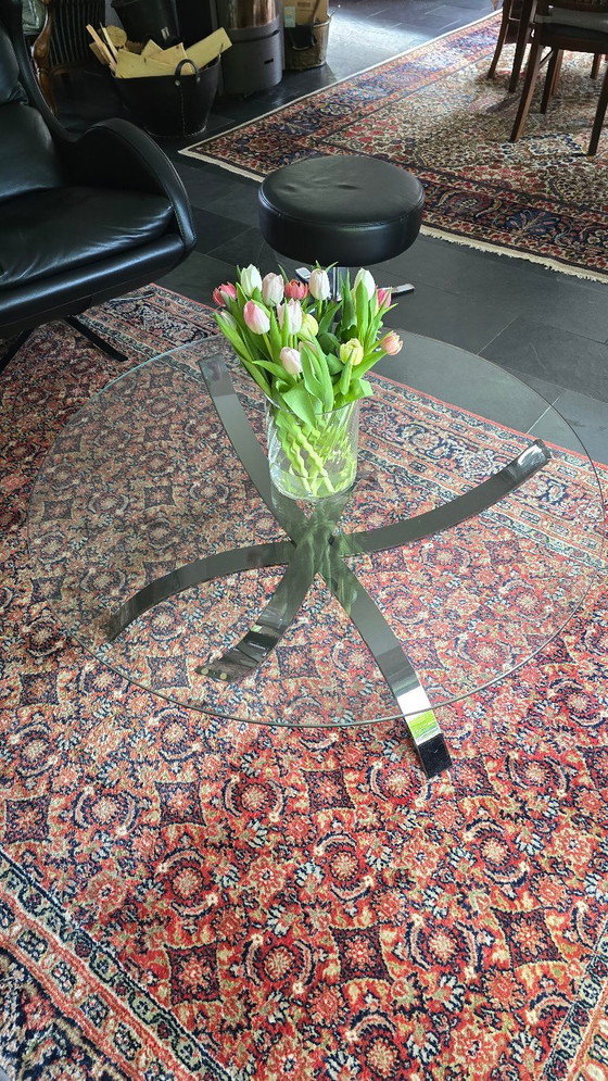 Vintage sculptural coffee table, chrome & glass, Ø 105 cm, Space Age style, Silver (photo 8 of 12)