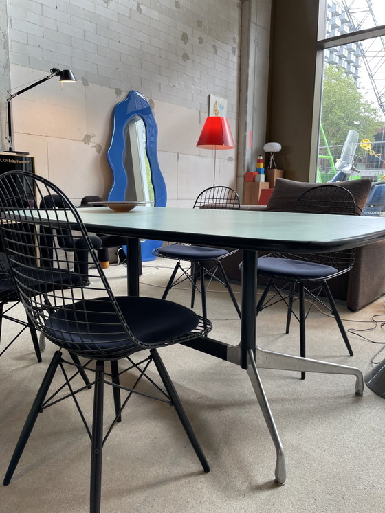 Eames Segmented Table Vitra Herman Miller License – Dining tables, Cast Iron, Mdf (photo 2 of 10)