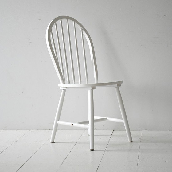 Image 1 of Sedia scandinava bianca contemporanea