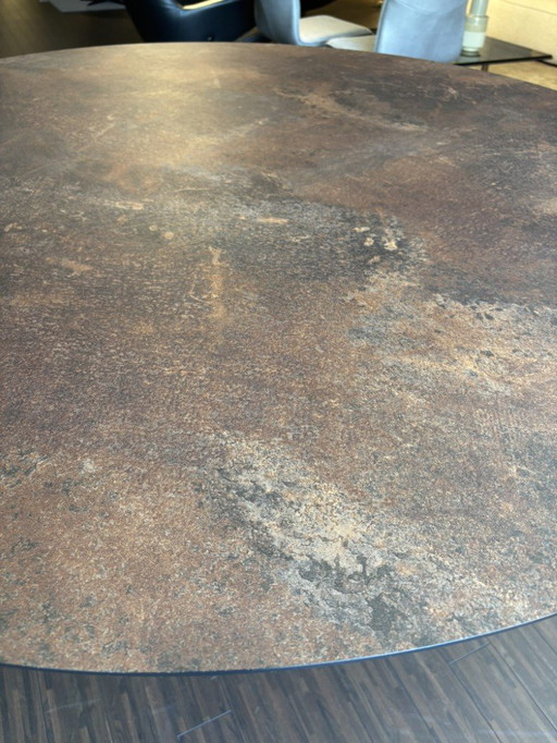 Topform Gyro dining table - Ø140