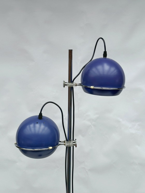 Image 1 of Lampadaire vintage à double globe oculaire | Violet lilas | Style futuriste | Moderne du milieu du siècle | Années 1970