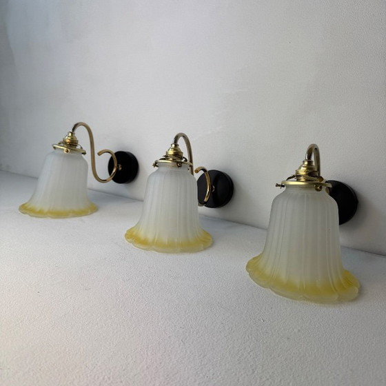 Image 1 of SET VAN 3 VINTAGE MEERKLEURIGE WANDLAMPEN
