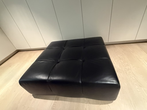 B&B Italia Tufty-Time, cuero negro