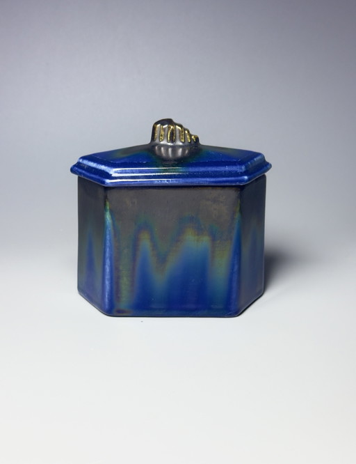 Boîte à couvercle Art Déco – Faïencerie de Thulin, Belgique, v. années 1930