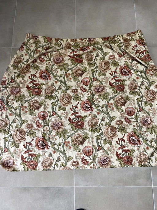 4 Curtains 1.30m Wide and 1.40m Long