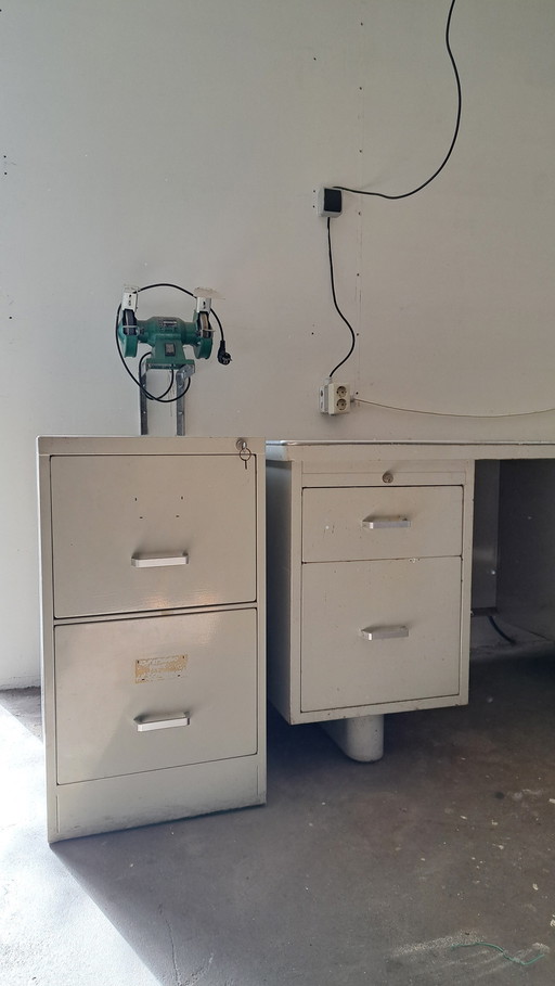 Metalen vintage bureau/werkbank