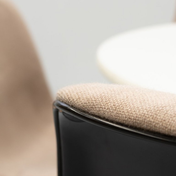 Herman Miller Orbit Eetkamerset 60's – Wood, Plastic (photo 22 of 22)