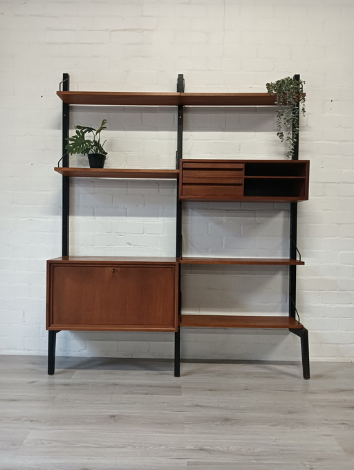 Poul Cadovius, Royal System Dinamarca, unidad de pared modular