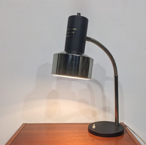 Large black vintage desk lamp from the 1980s. 