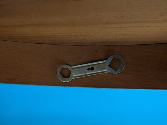 Image 1 of Vintage round dining table, produced by Dyrlund, 1970s