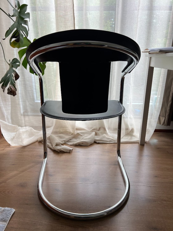 Image 1 of Italiaanse Design Stoel