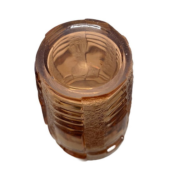 Französische Art Deco Vase aus rosa Pressglas – Vasen (photo 3 of 5)