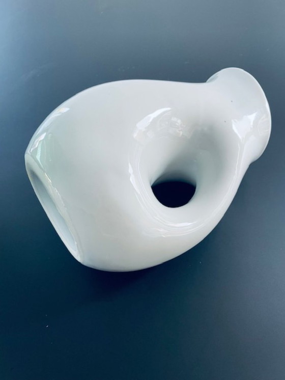 Image 1 of Caraffa dal design moderno in ceramica bianca