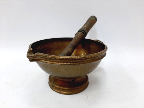 Image 1 of Antieke bronzen vijzel en stamper