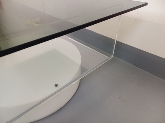 Image 1 of Square illuminated vintage Italian coffee table in glass and Plexiglas in the Space Age style of the '70s