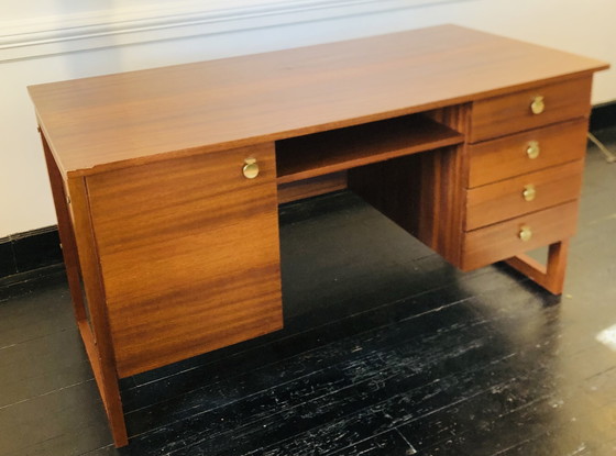 Image 1 of Skandinavischer Schreibtisch aus furniertem Holz mit Kufengestell