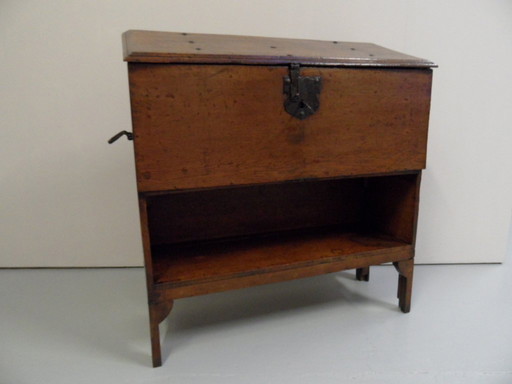 Cassapanca antica in rovere