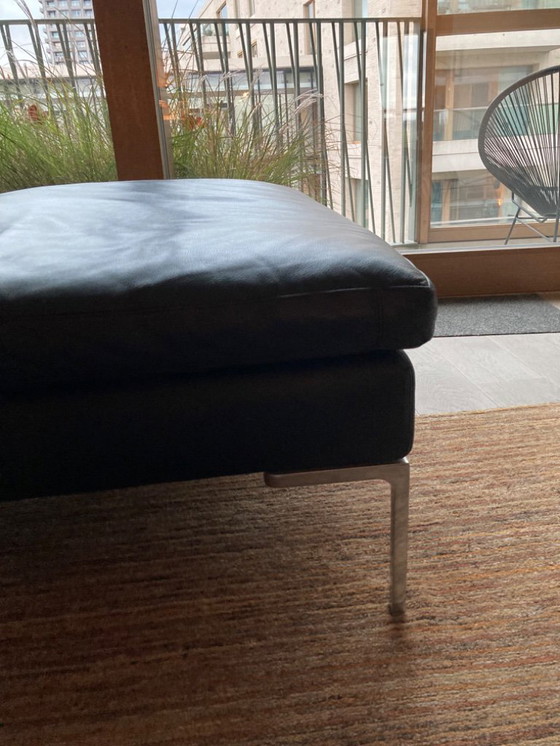 Image 1 of Divano in pelle nera con chaise longue B&B Italia