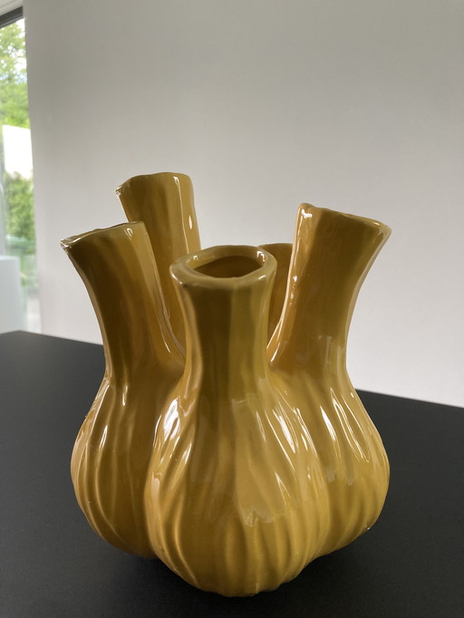 Decorative vase