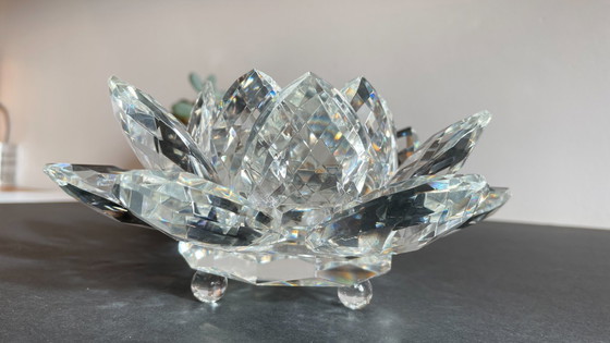 Image 1 of Kristallblumen-Briefbeschwerer-Skulptur