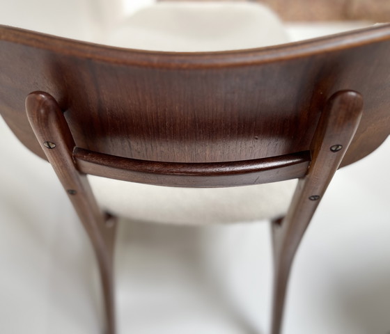 Image 1 of 4 chaises de salle à manger vintage en teck