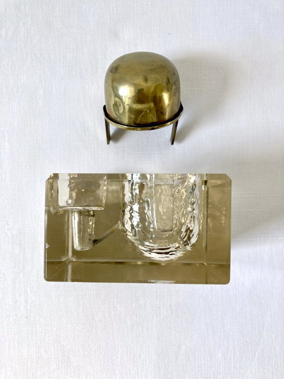 Desk Inkwell with Beveled Cut Glass Reservoir and Brass, circa 1900 – Decorative Objects (photo 8 of 18)