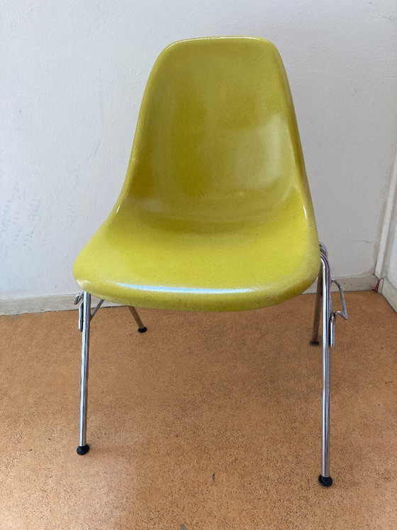 Image 1 of Silla Miller Eames DSS Side fibra de vidrio Vitra 1st.GEN