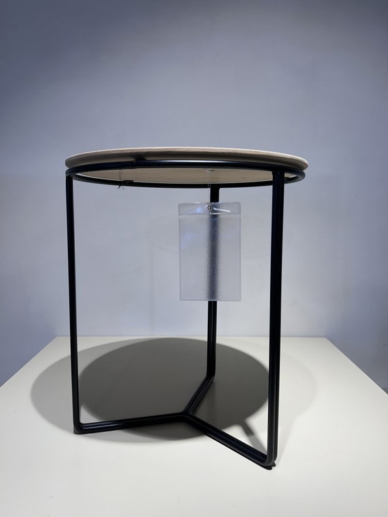 Image 1 of Mesa auxiliar Montel Breece