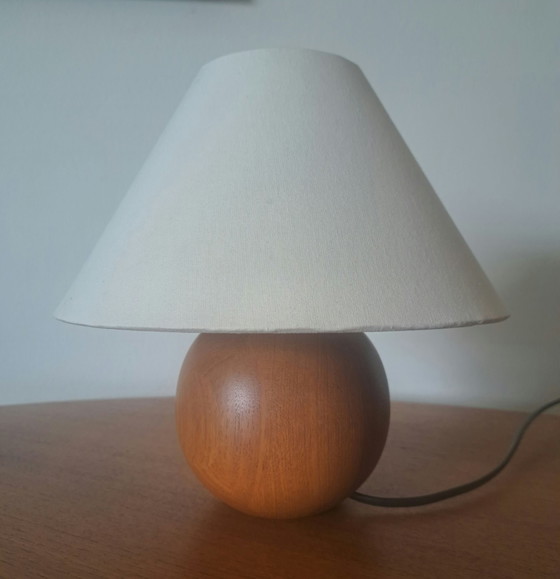 Lampe de table vintage en teck massif – Base sphérique – Style scandinave – Plastique, Bois (photo 8 of 9)