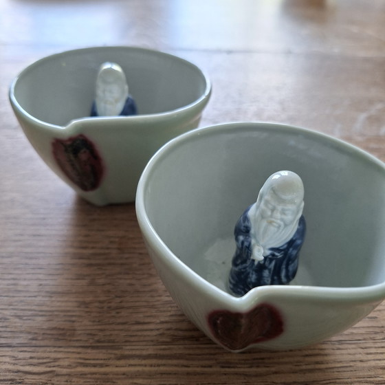 Image 1 of Chinese Cadogan teapot with cups