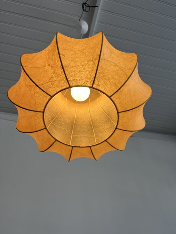 Cocoon Hängelampe – Goldkant Leuchten – Pendelleuchten, Fiberglass (photo 14 of 14)