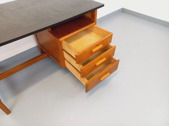 Image 1 of Scrivania vintage in legno di quercia degli anni '60