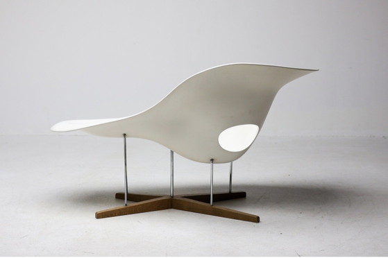 Vitra Eames La Chaise – Weiße Patina – Sessel, Wood (photo 4 of 15)